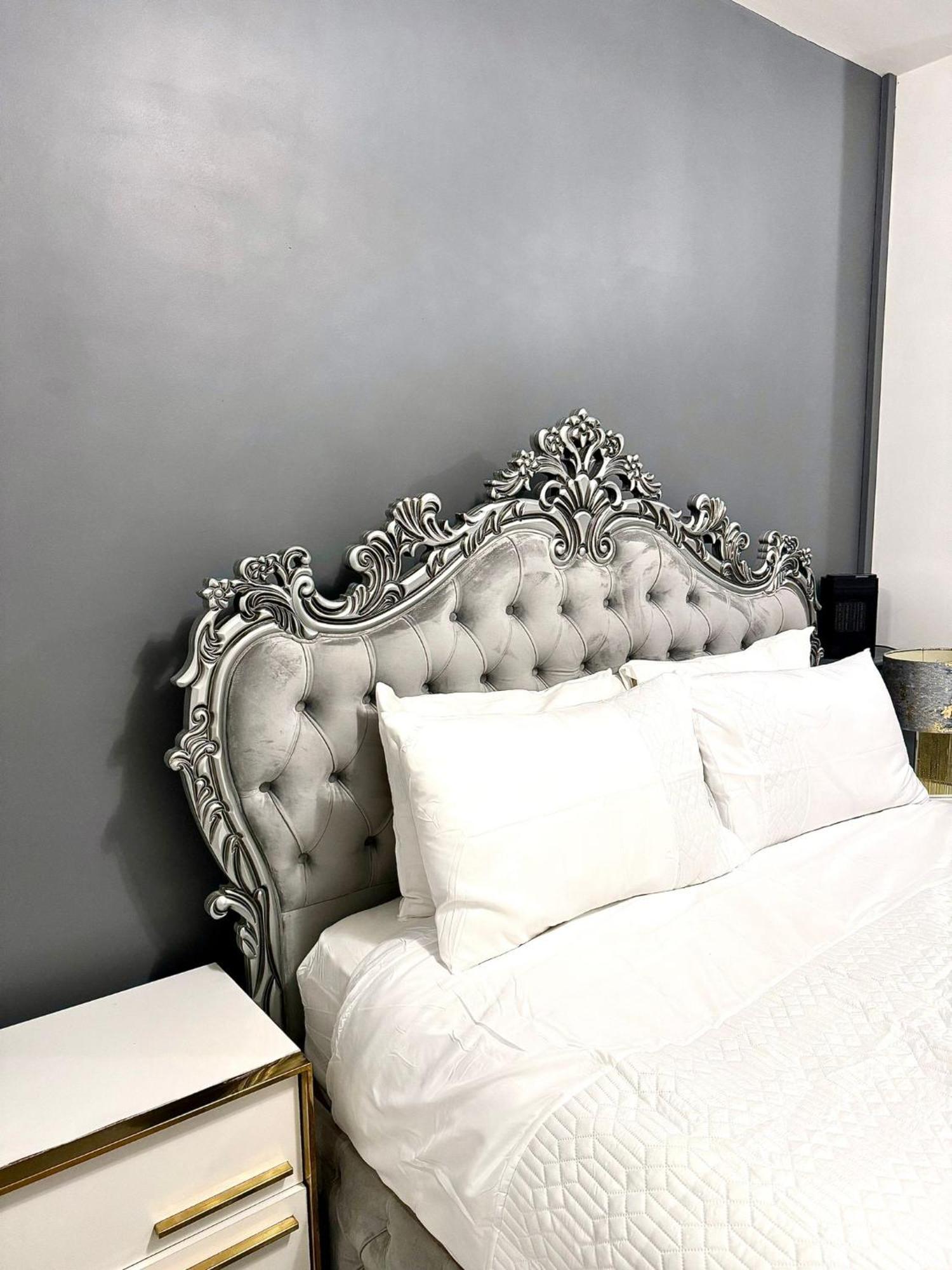 Deluxe Spacious King Size Room Hornchurch Esterno foto